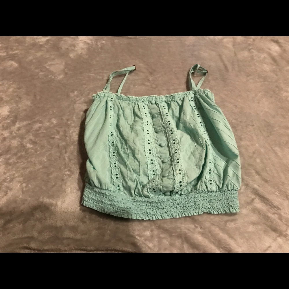 O’Neill sea foam green crop top.